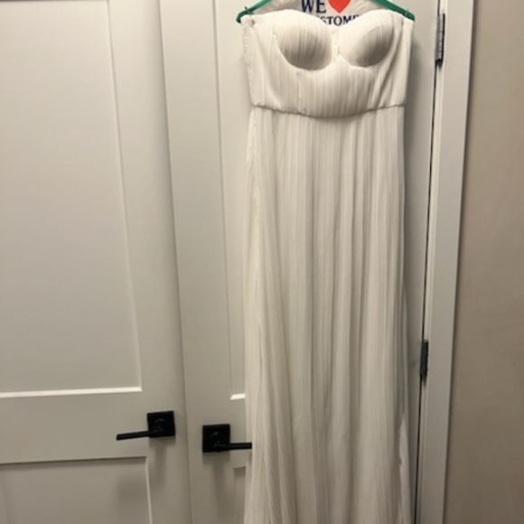 Juno Strapless Pleated Maxi Gown - White - Picture 4 of 5